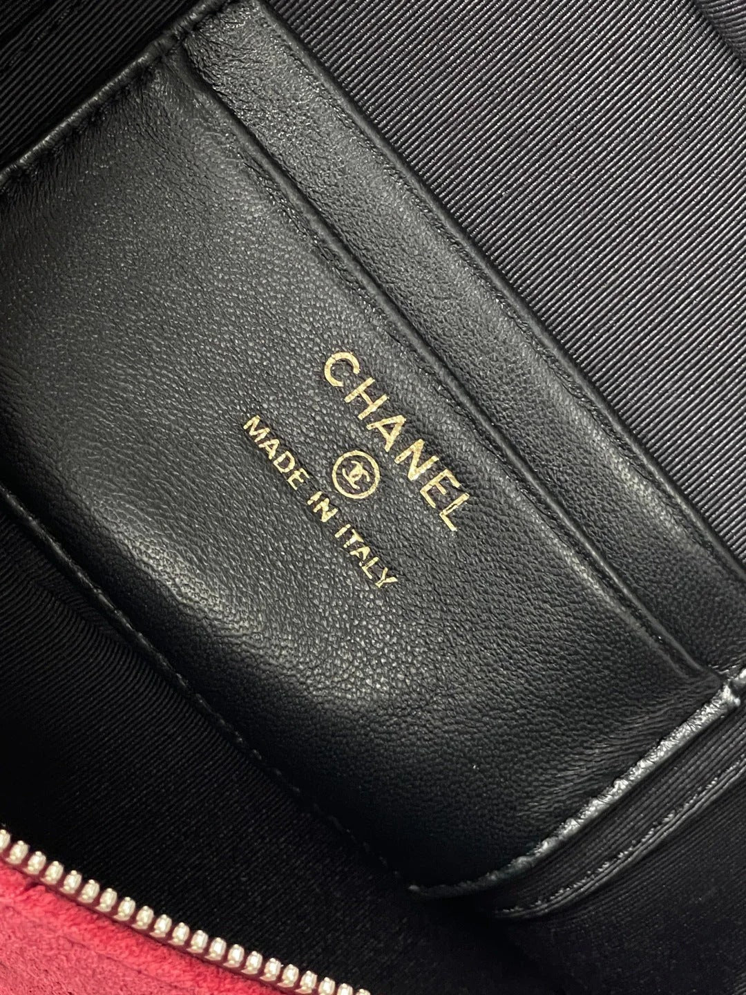 Chanel 2026 Vanity Bag 19.5cm Red mix Black Suede Leather