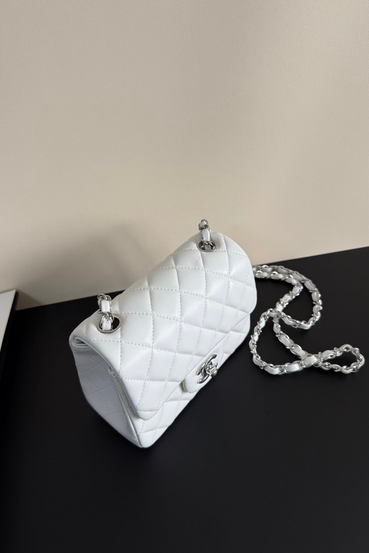 CC Flap Bag 17cm White Sheepskin SHW 284833