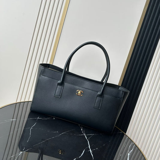 CC Handle Shopping Tote 39cm Black Calfskin