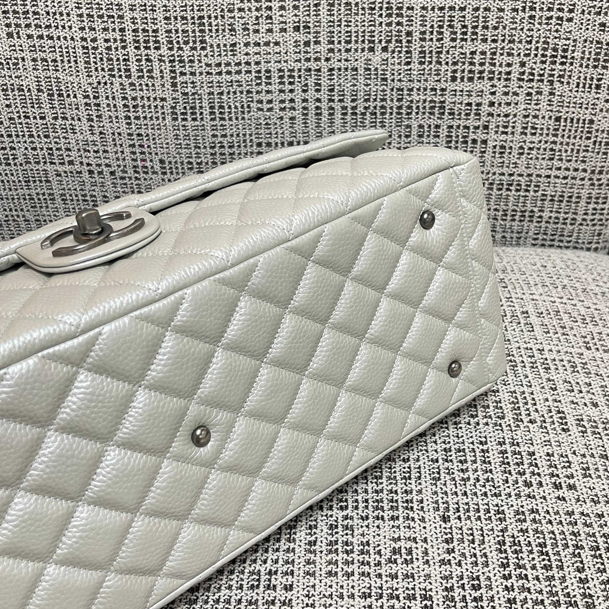 CC Classic Flap Bag 46.5cm Pearl White Caviar Calfskin Leather SHW