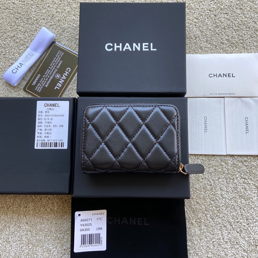 CC Classic Zipper Card Holder Black Sheepskin GHW 156537