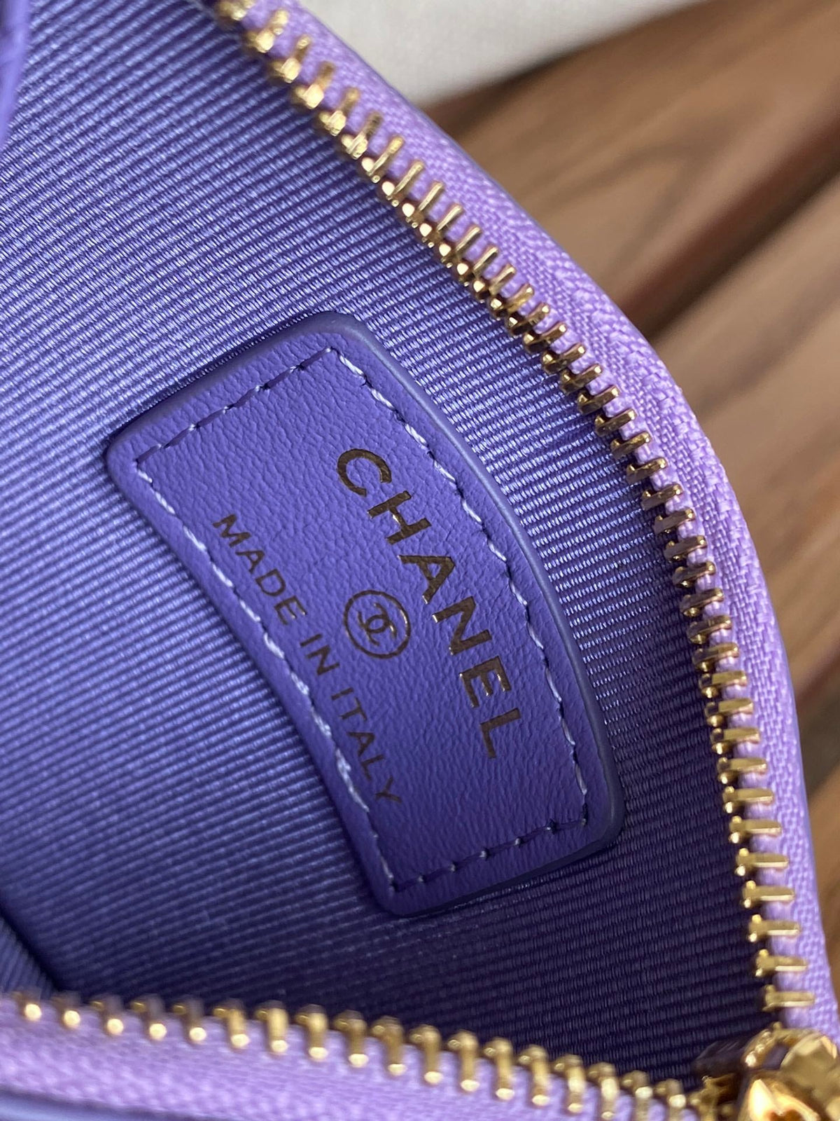 CC A84105 Coin Case Purple Gold Metal Caviar 240731
