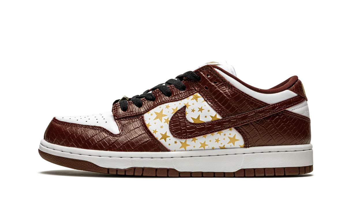 SB Dunk Low "Supreme - Stars - Barkroot Brown" DH3228 103