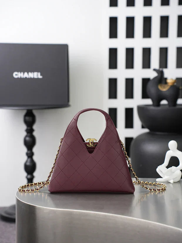 Chanel 2026 Shopping Bag 23cm Calfskin And Gold-tone