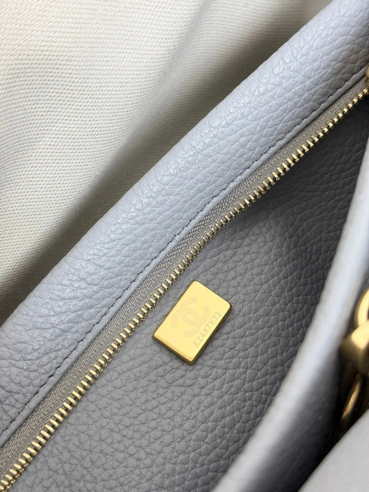 Chanel 2026 Shopping Bag 31cm Gray Grained Calfskin