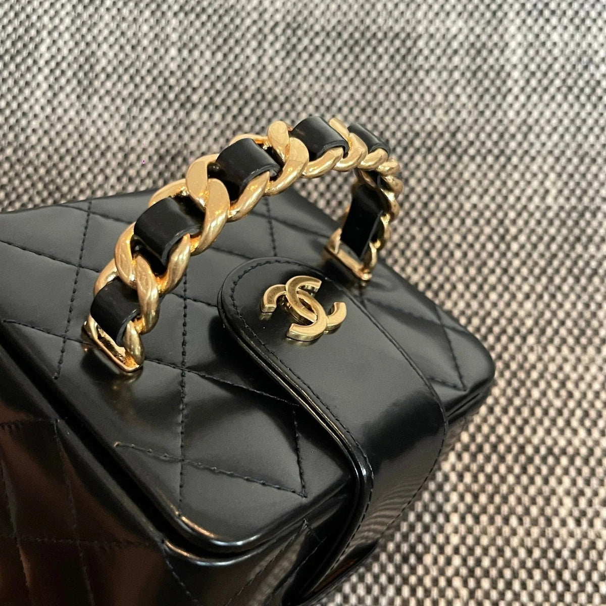 Chanel 2026 Vintage Mini Square Vanity Case 11cm Patent Calfskin