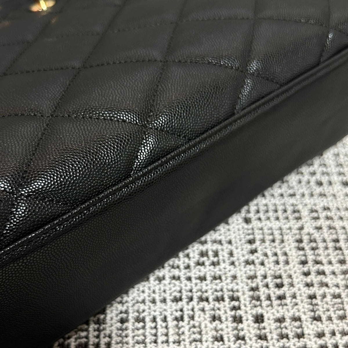 Chanel 2026 Caviar Diamond Flap Shoulder Bag 29cm Black Embossed Calfskin