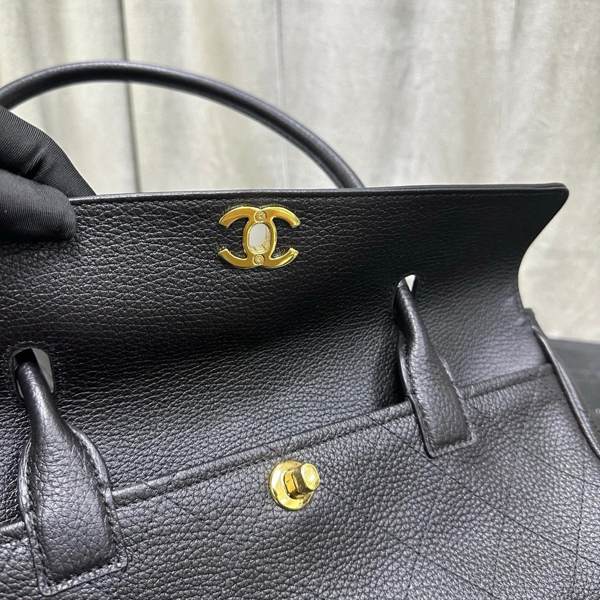Chanel 2026 Shopping Bag 33cm Black Grained Calfskin