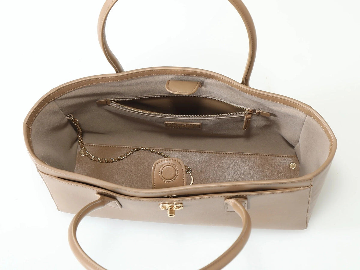 Chanel 2026 Cerf Shopping Tote 39cm Embossed Calfskin