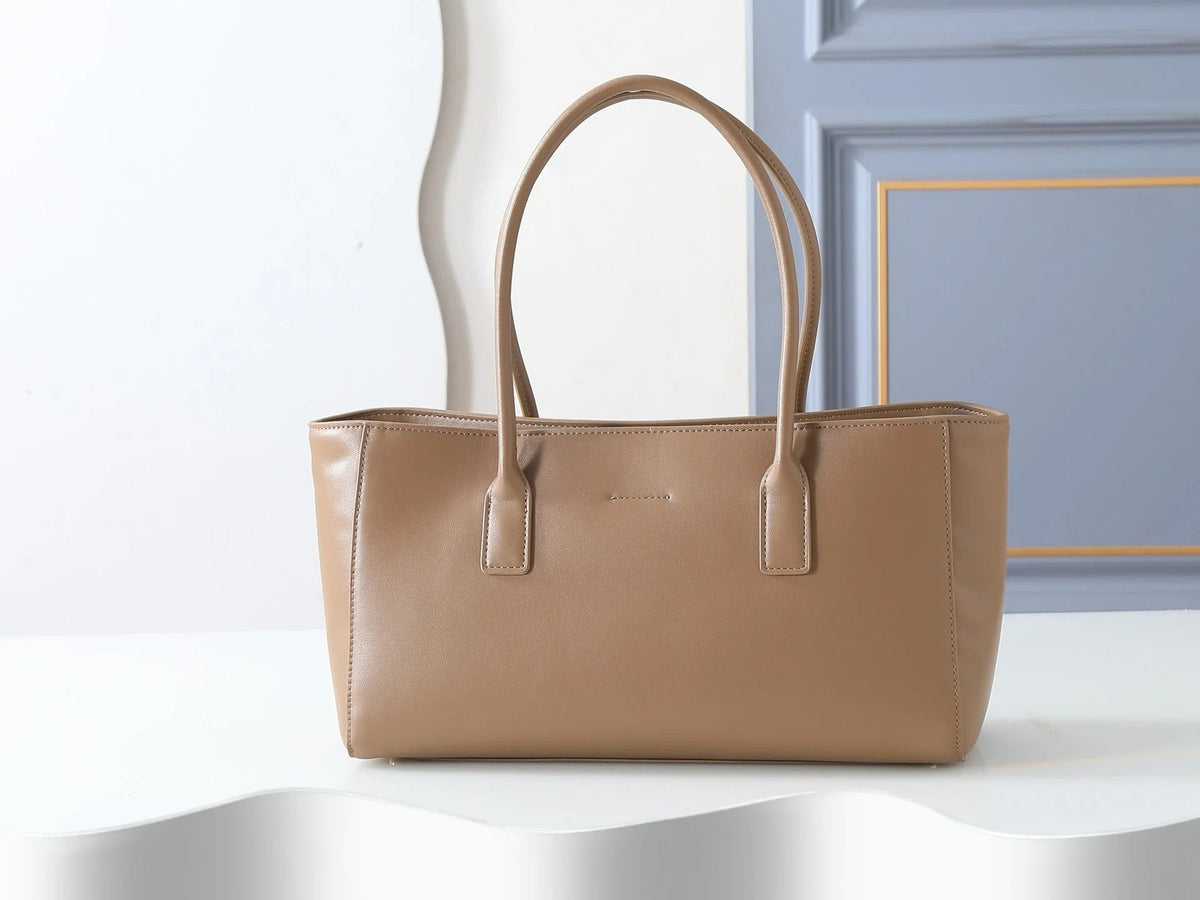Chanel 2026 Cerf Shopping Tote 39cm Embossed Calfskin
