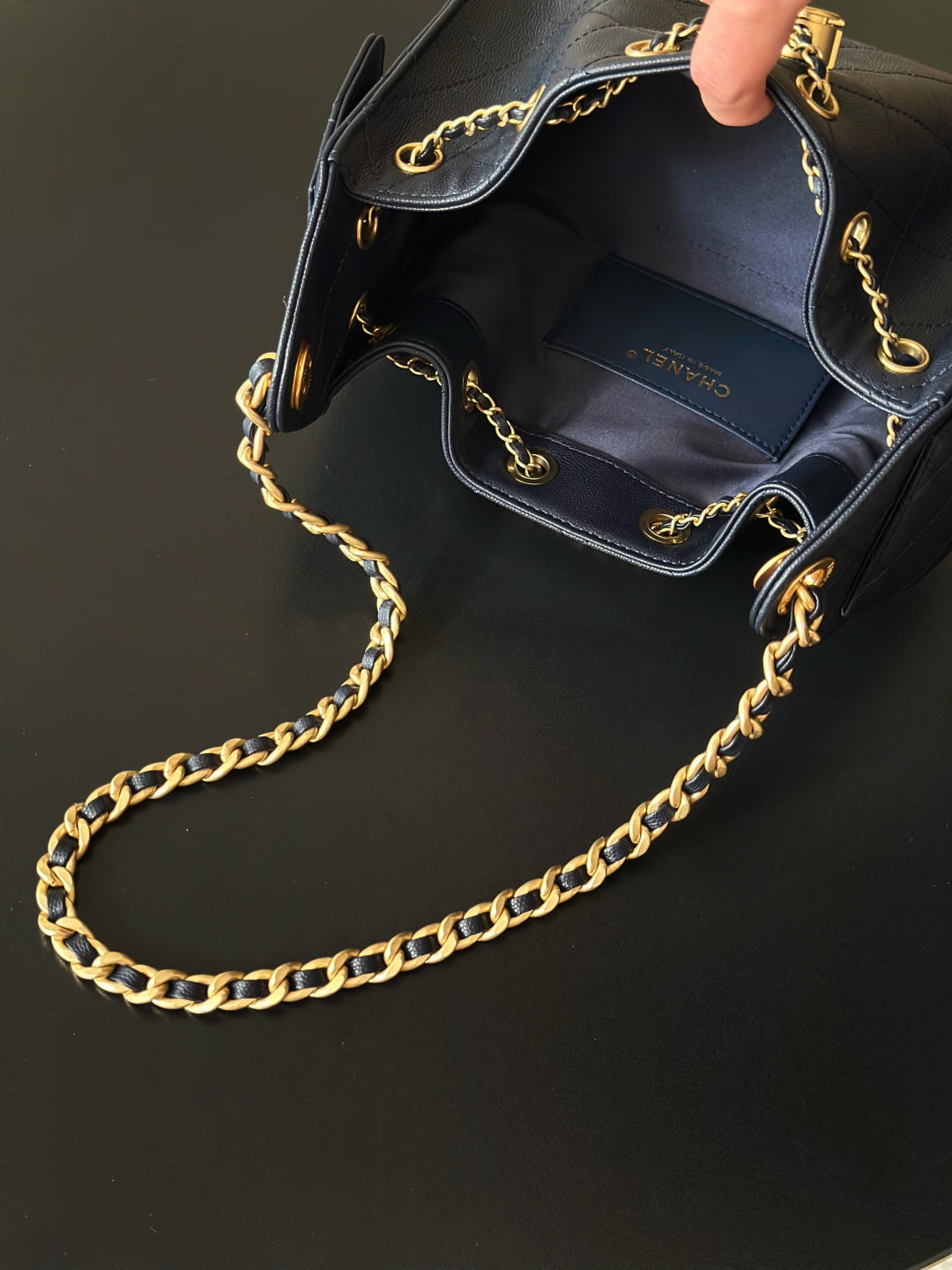 CC 26c Hobo Bag 22cm Navy Blue Caviar Leather GHW