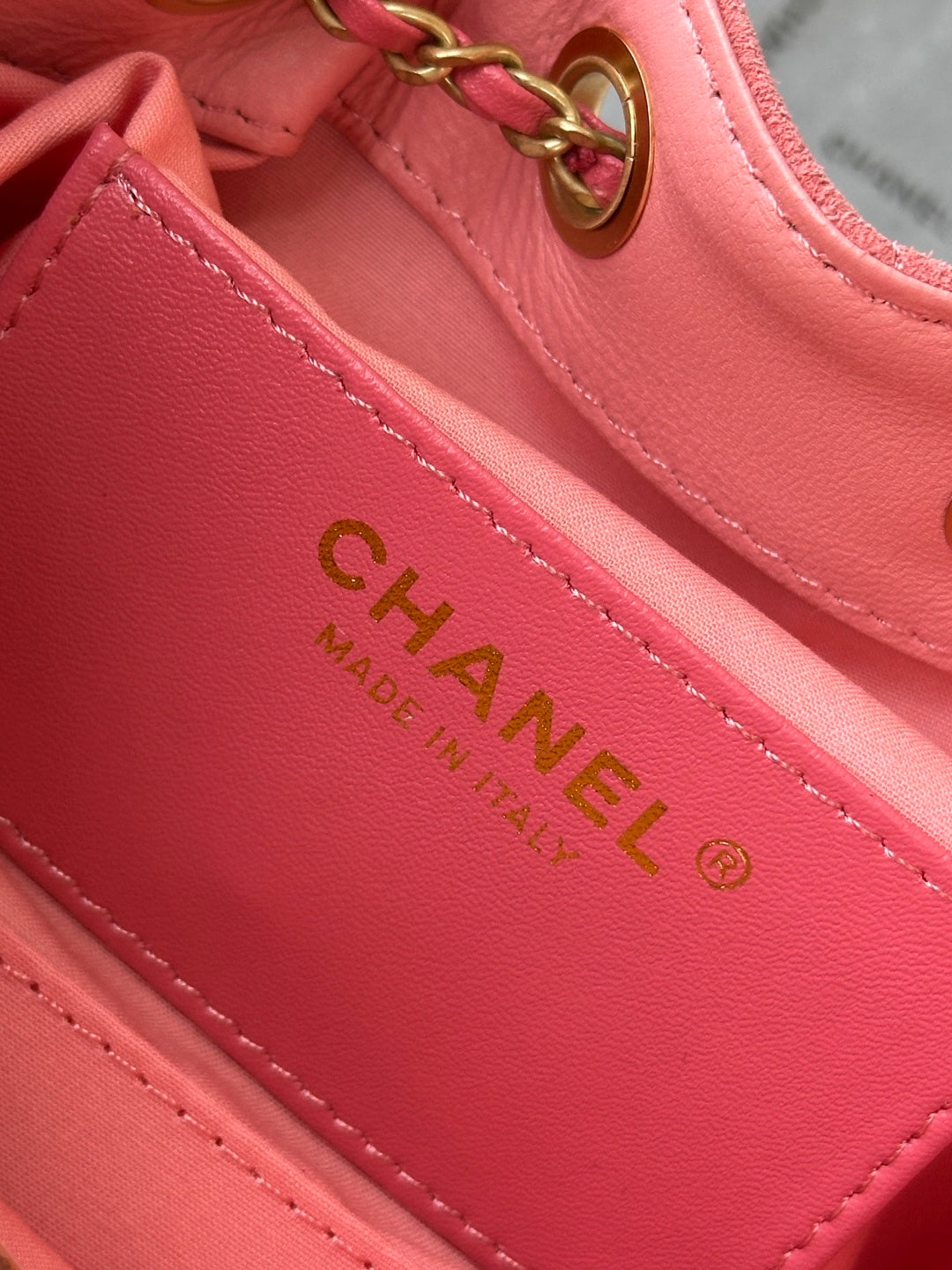 CC 26c Hobo Bag 22cm Hot Pink Suede