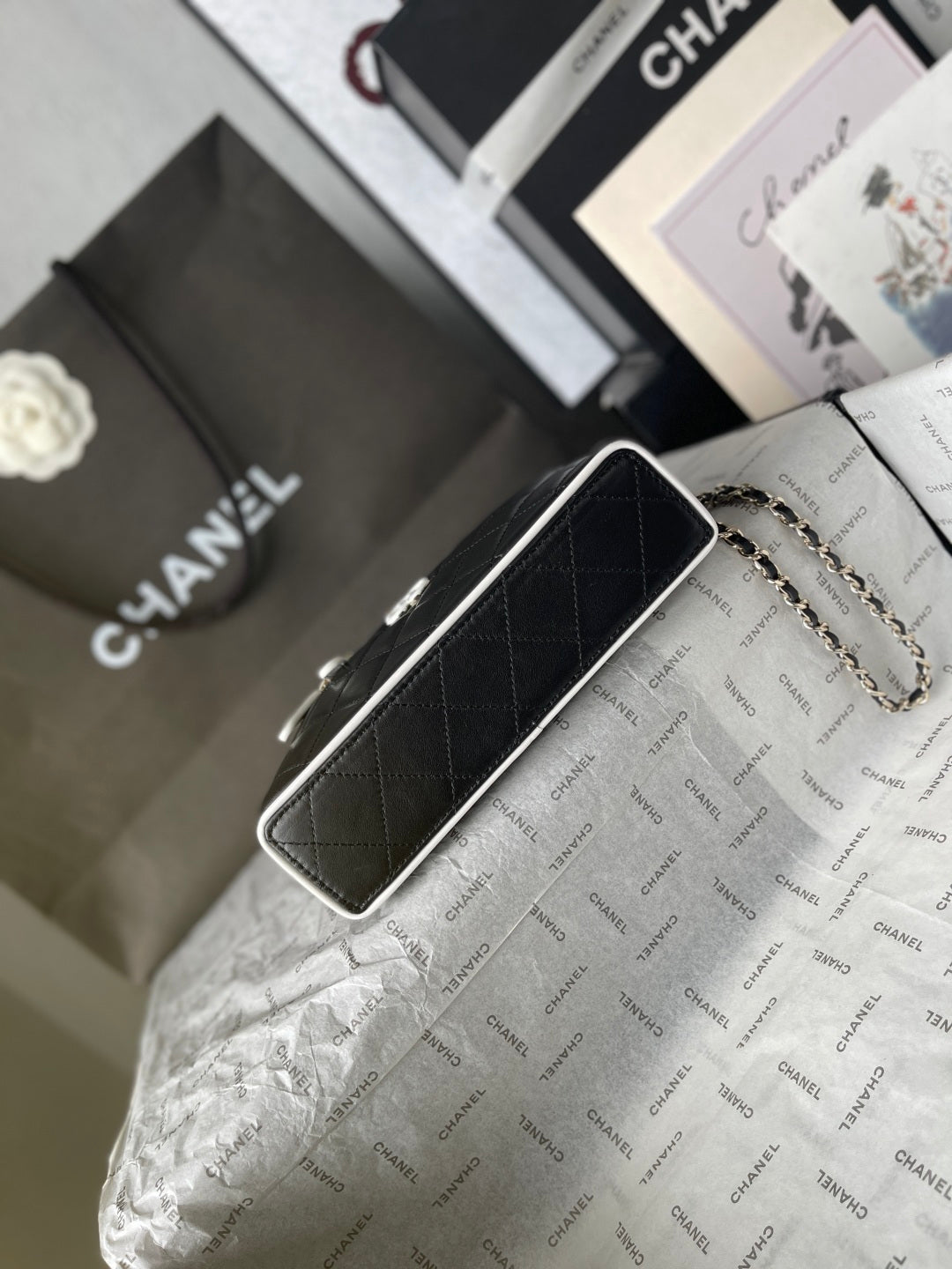 CC Top Handle Long Vanity Case 19.5cm Black Lambskin
