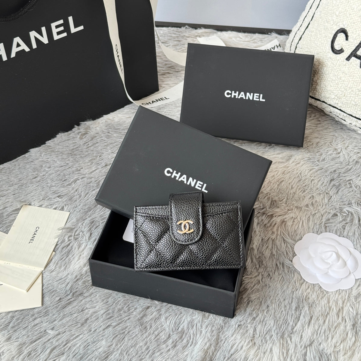 CC Accordion Card Holder Black Sliver-tone Metal Caviar 242646