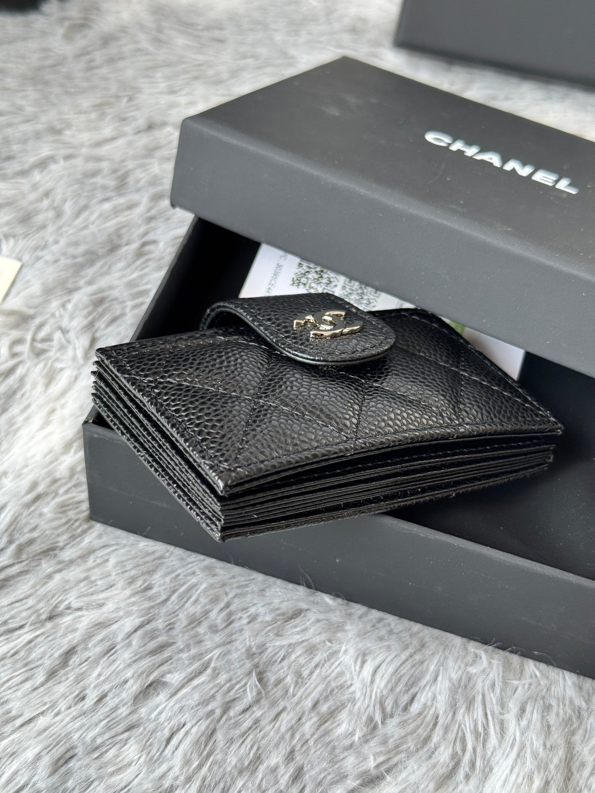 CC Accordion Card Holder Black Sliver-tone Metal Caviar 242646