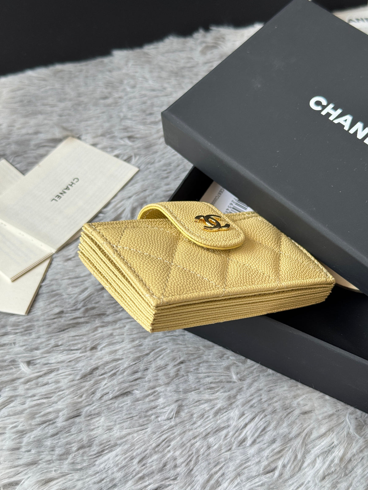 CC Accordion Card Holder Yellow Gold-tone Metal Caviar 242665