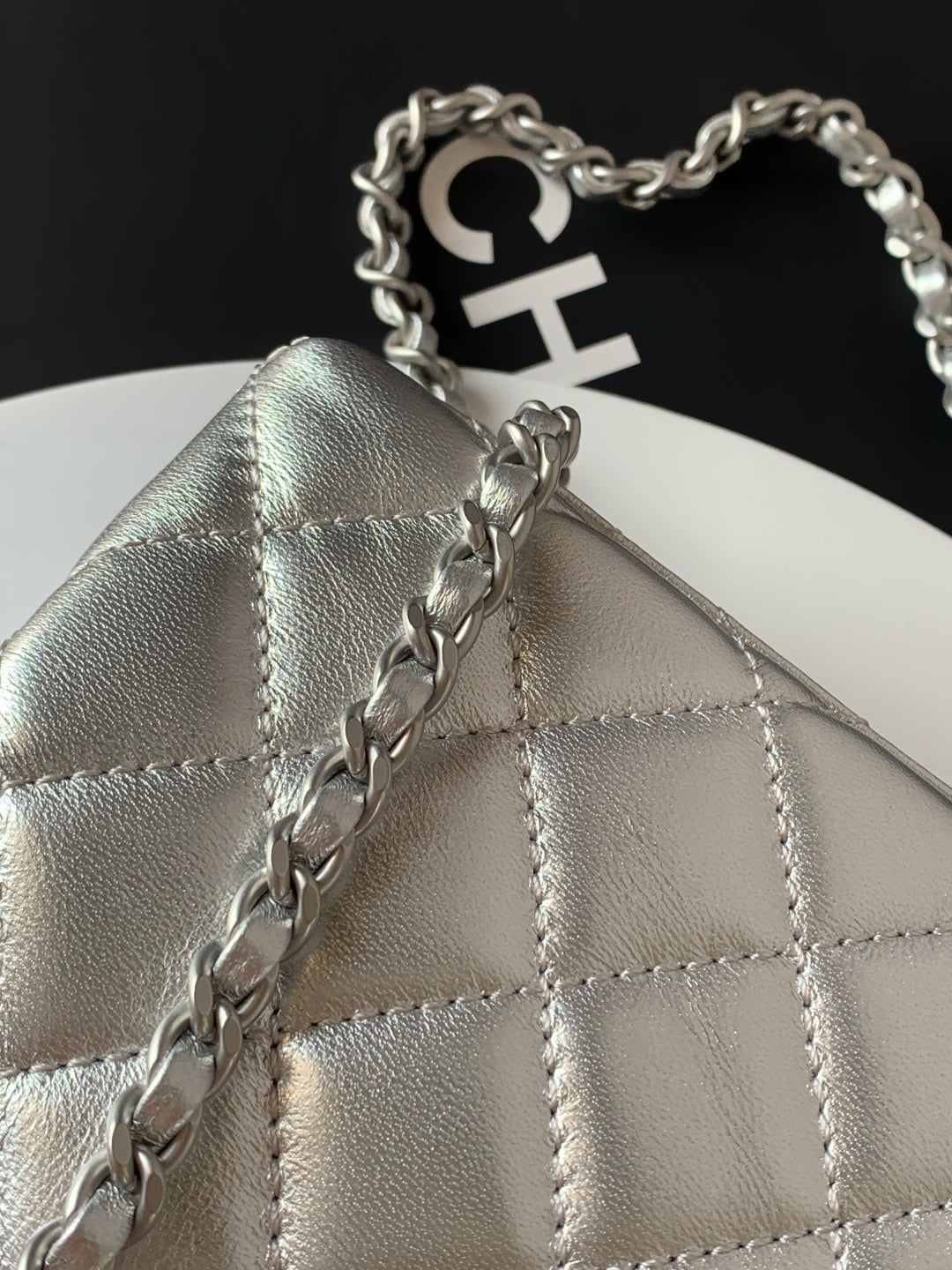 cc 24a nano 19cm kelly shopper bag sliver metallic lambskin