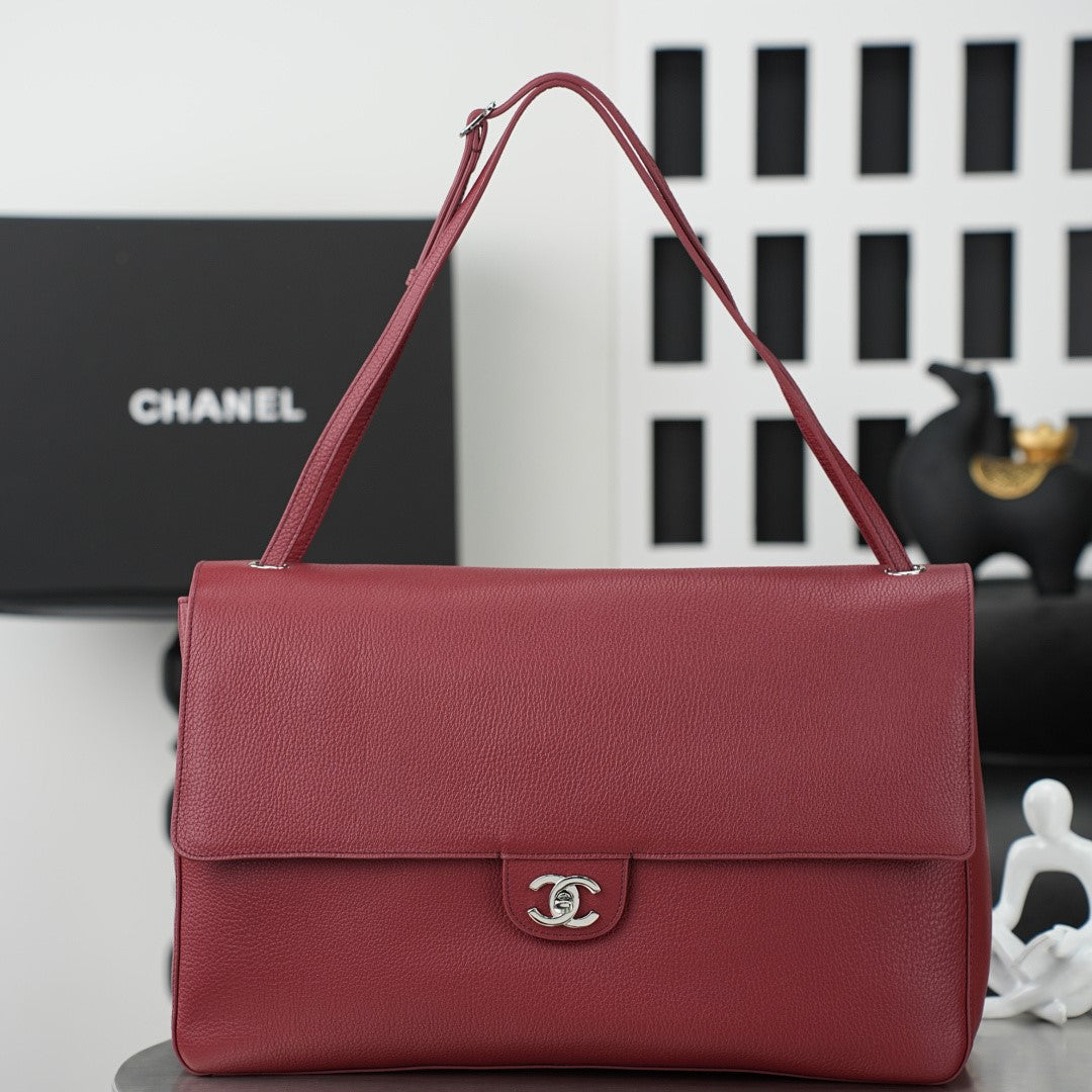 CC 26s Maxi Flap Bag 39cm Burugndy Calfskin SHW