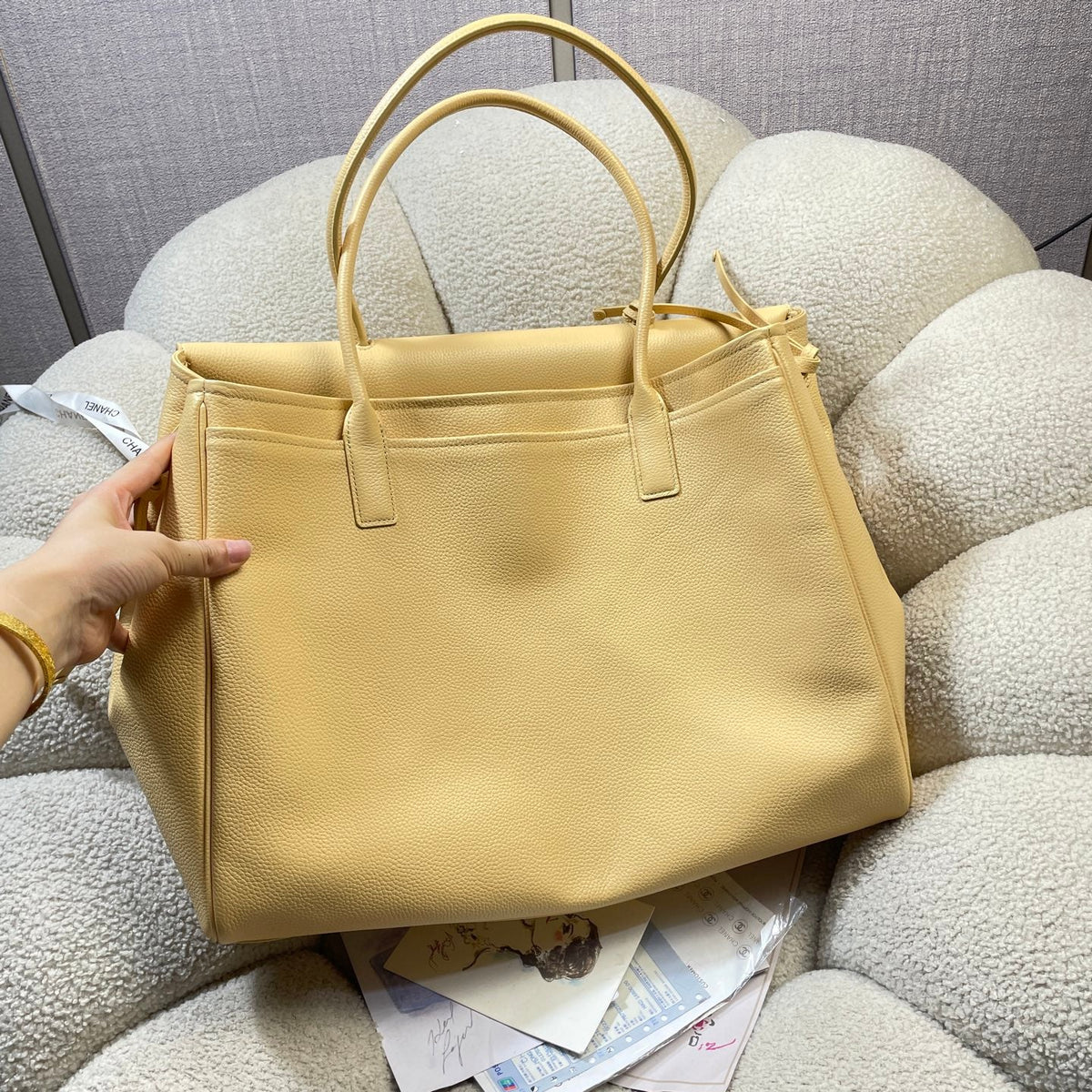CC 26s Large Tote Bag Beige Grained Calfskin
