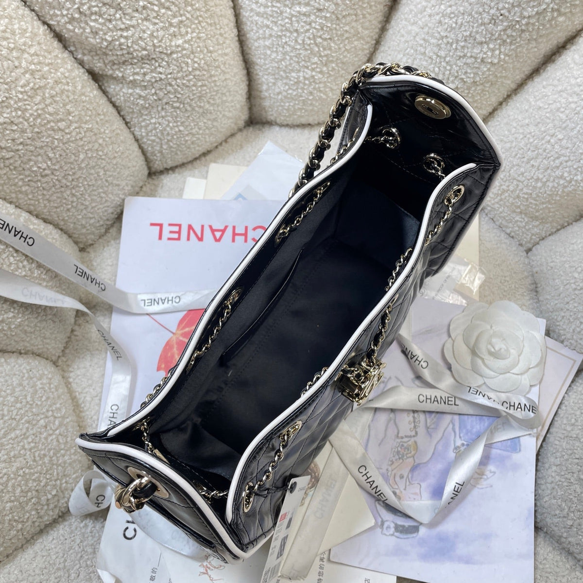 CC 25 Mini Handbag 22cm Black White Quited Lamnskin