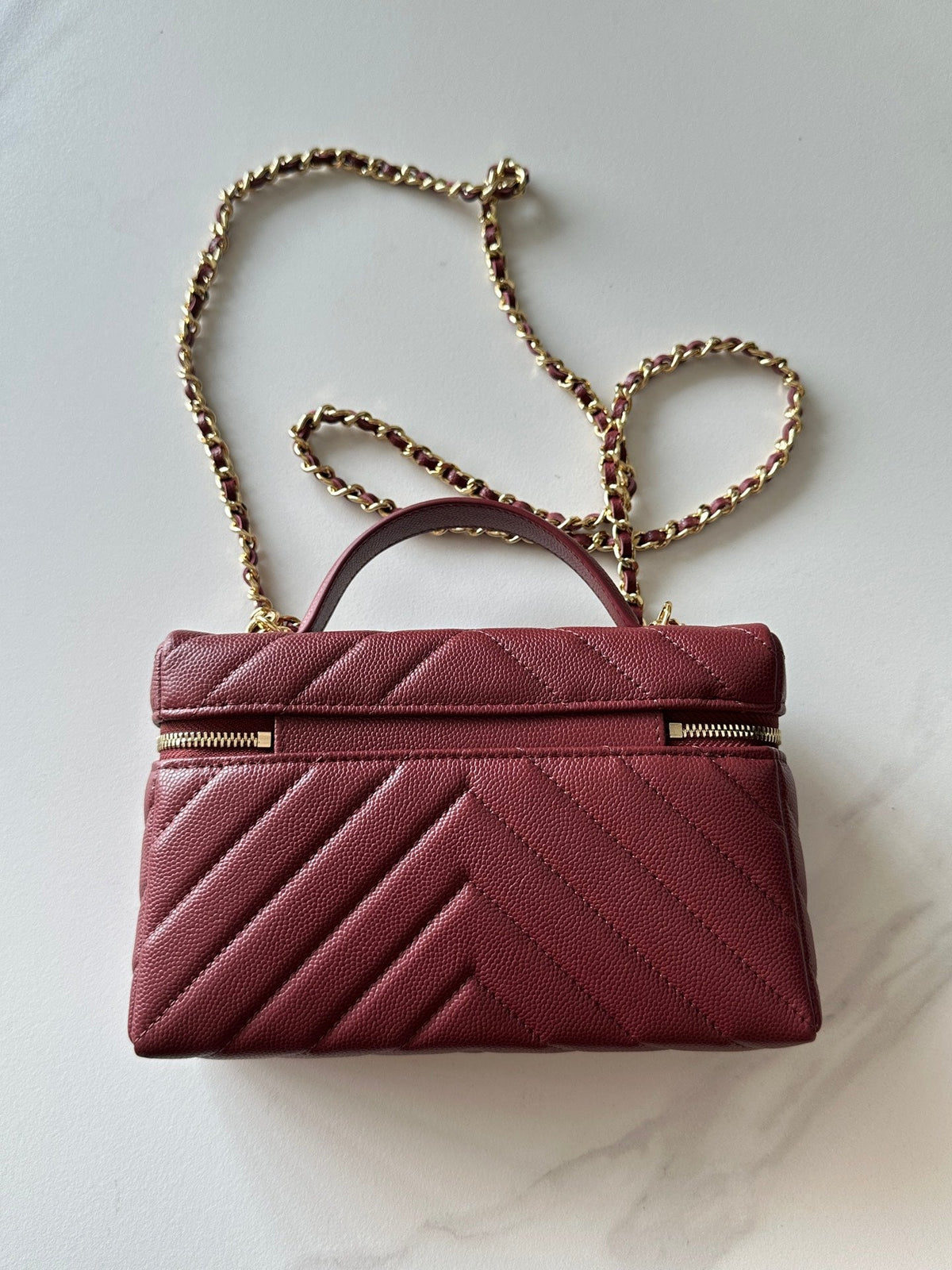 CC 25C Vanity Case Burgundy Caviar Leather 289553