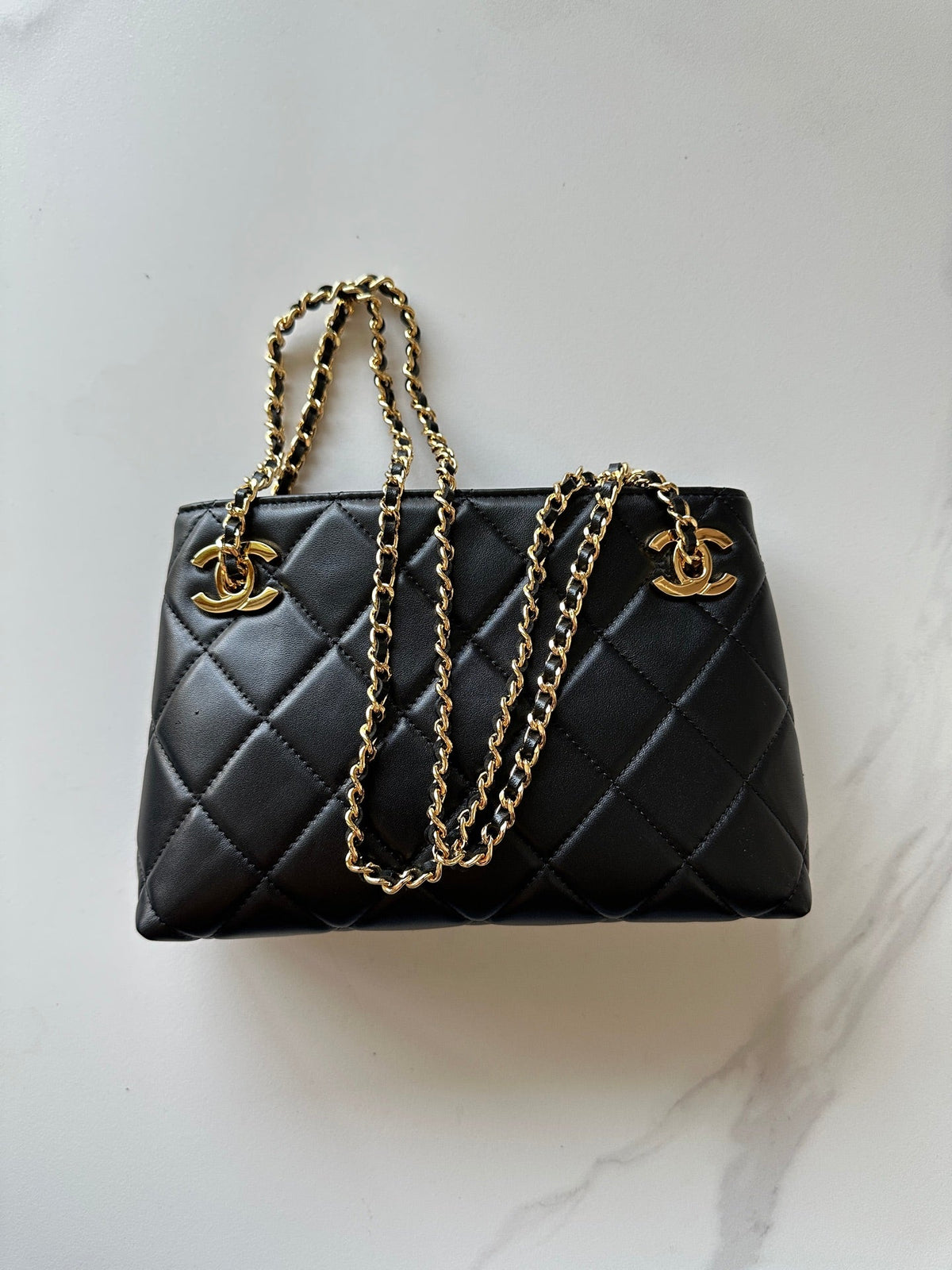 CC Mini Shopping Wine Black Quited Lambskin 292268