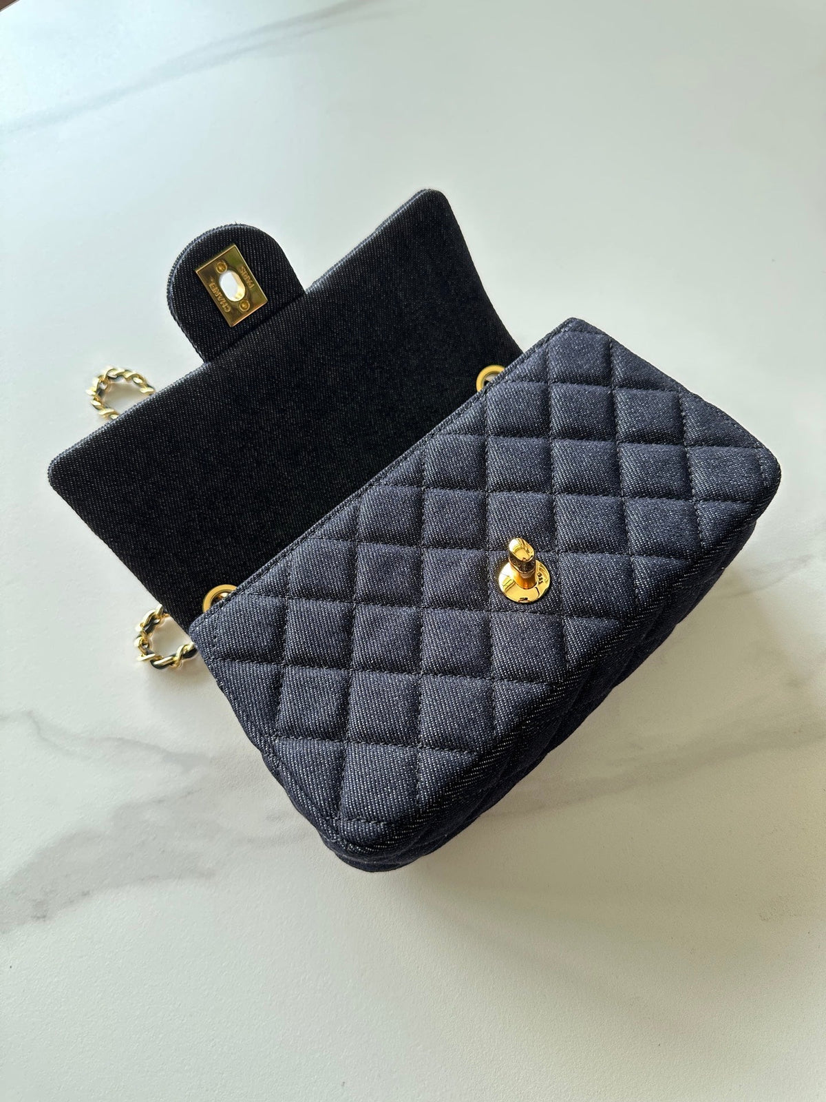 CC 26s AS1787 Mini Classic Handbag 20cm Dark Blue Denim