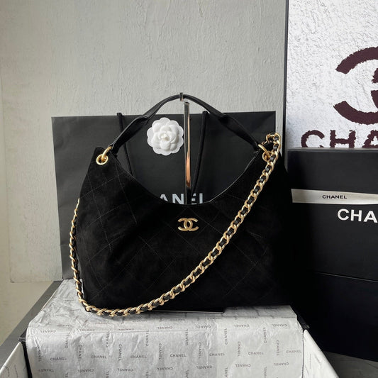 CC Cruise 25/26 Hobo Bag Black Suede GHW 269208