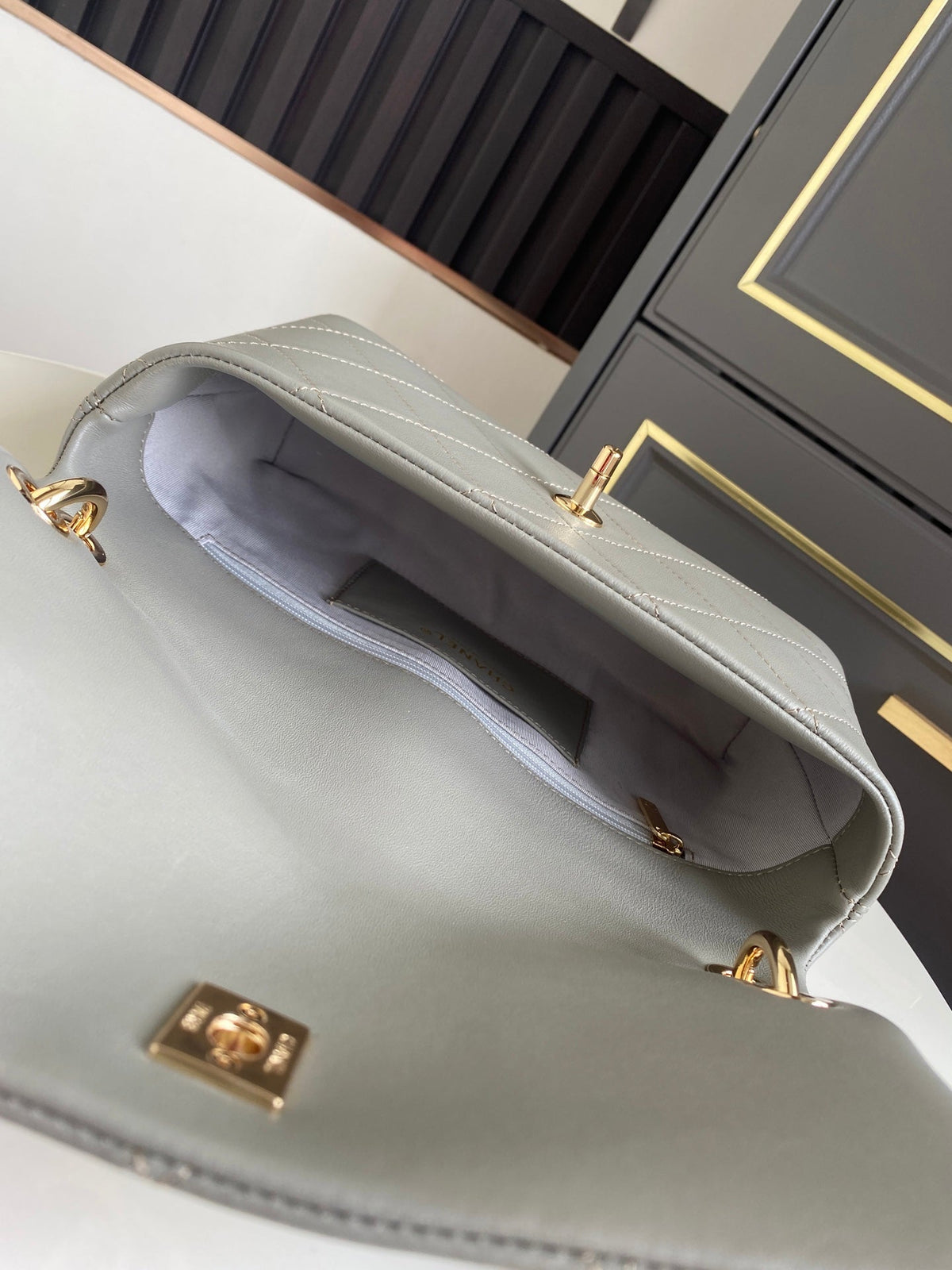 CC 26P AS6112 Flap Bag 25cm Gray Quited Lambskin