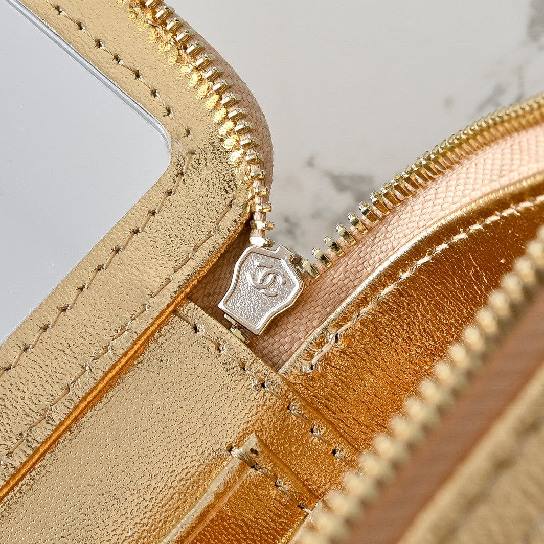 CC 25C Vanity Case Metallic Gold Caviar Leather 286276