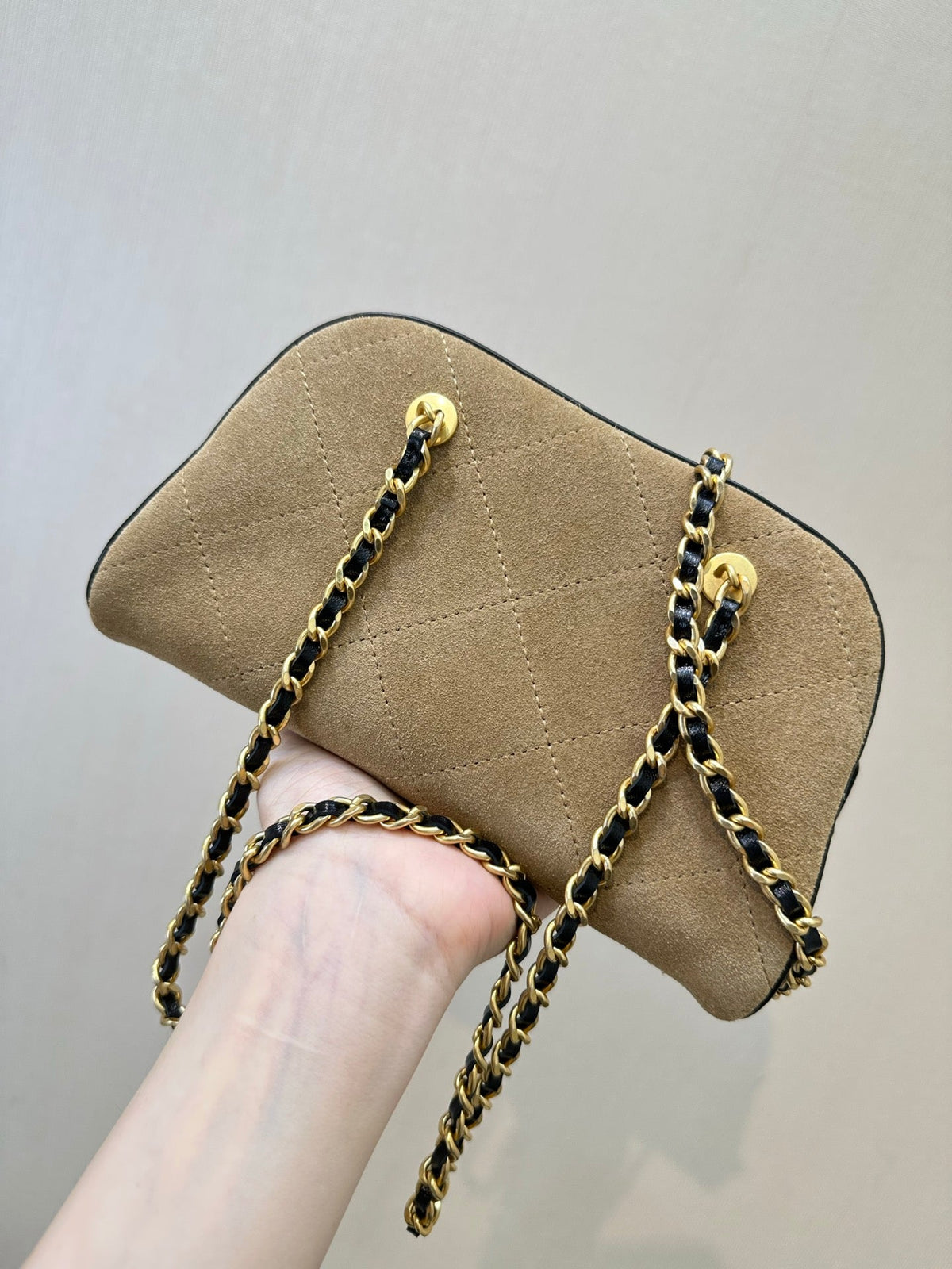 CC Pre-Collection 26s Clutch With Strap Khaki Suede