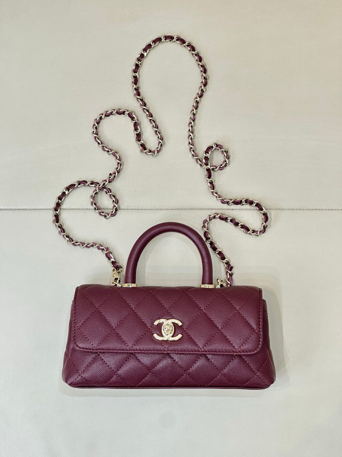 CC 5285 Coco Handle Bag 25cm Burgundy Caviar Leather