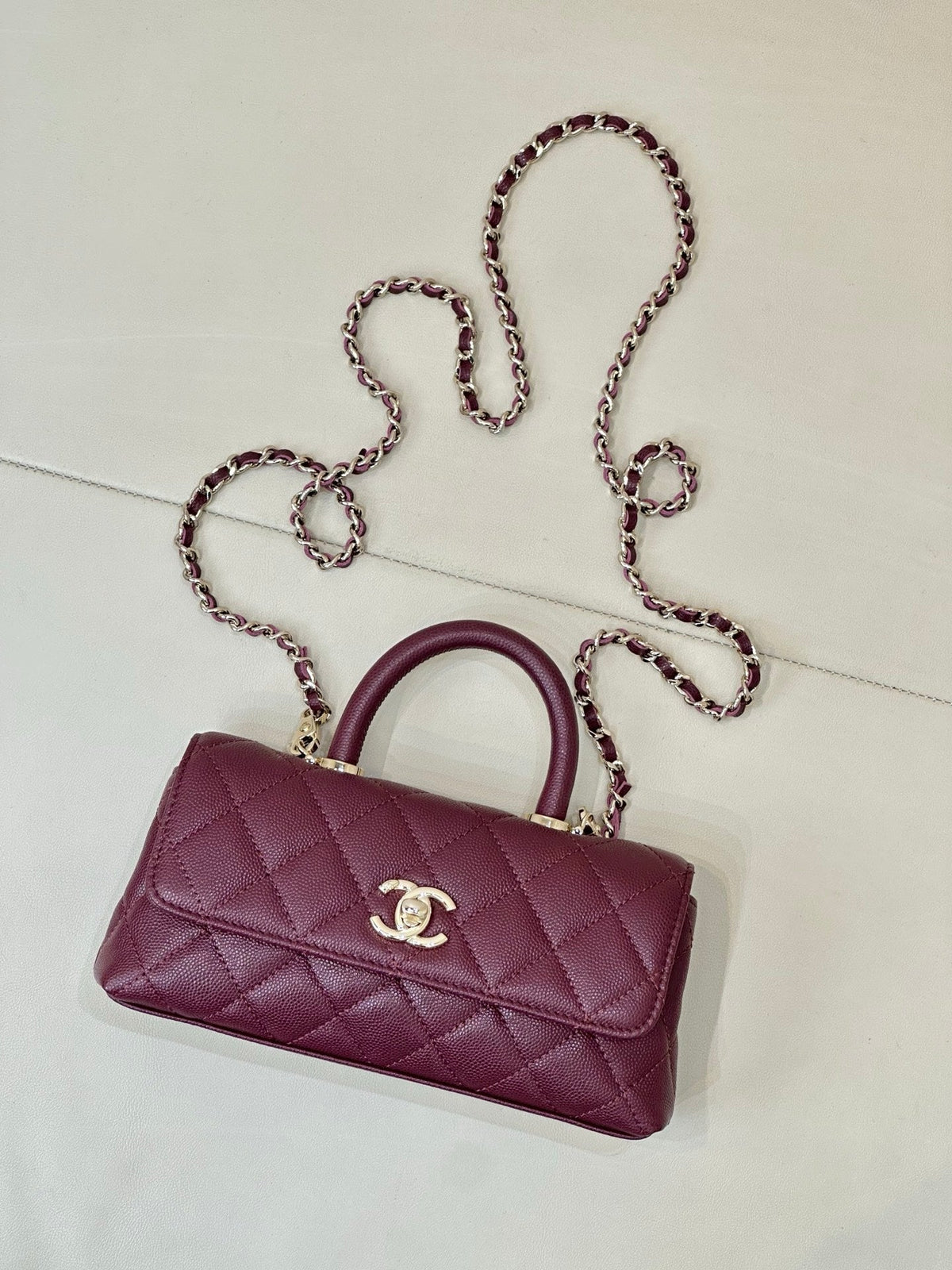 CC 5285 Coco Handle Bag 25cm Burgundy Caviar Leather