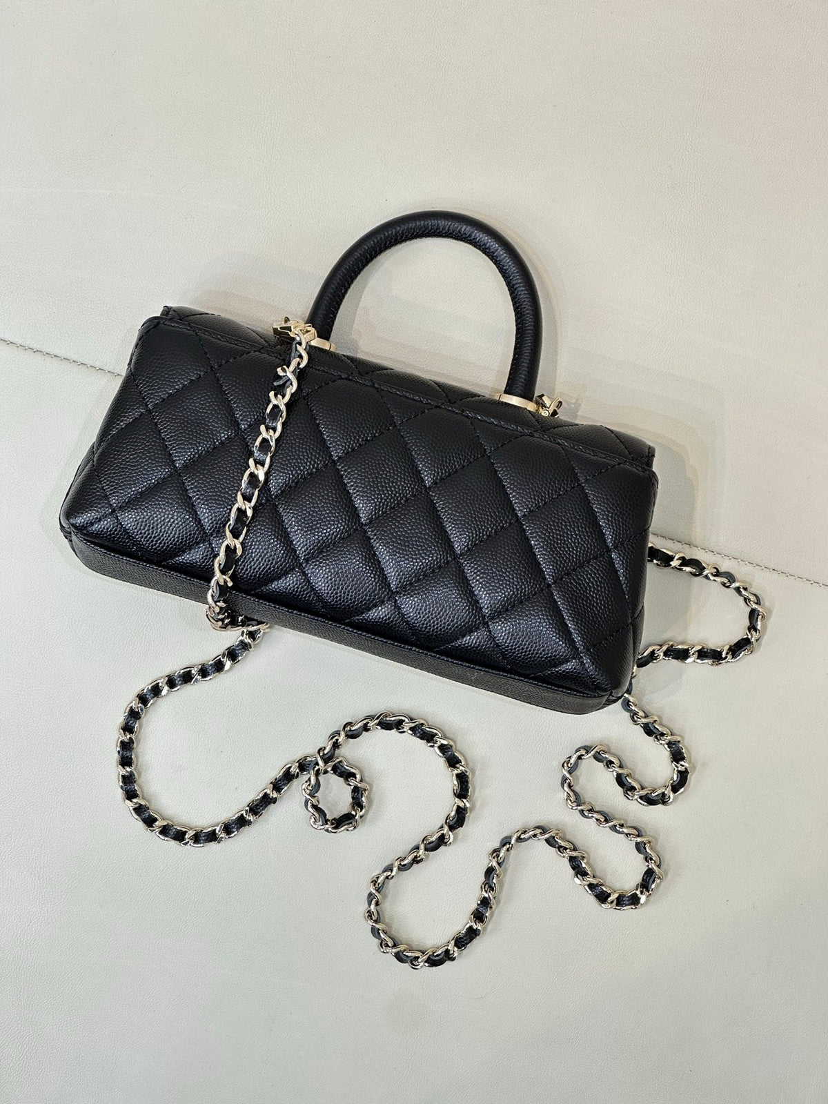 CC 5285 Coco Handle Bag 25cm Black Caviar Leather
