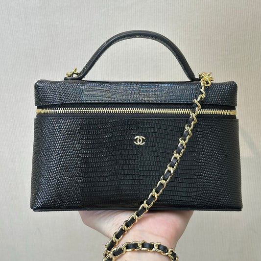 Chanel 2026 Vanity Bag 19.5cm Black Cowhide With Lizard Embossing