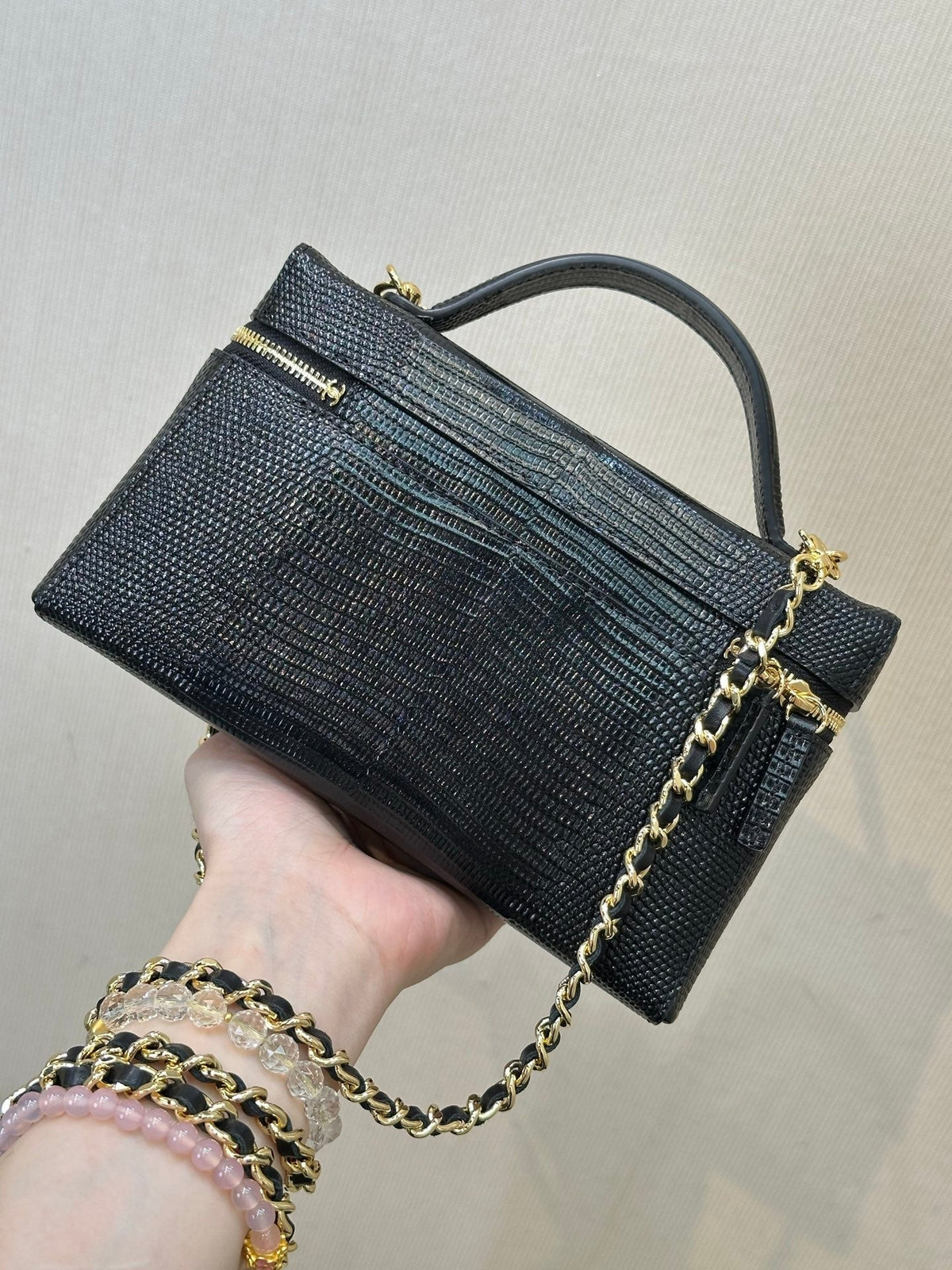 Chanel 2026 Vanity Bag 19.5cm Black Cowhide With Lizard Embossing