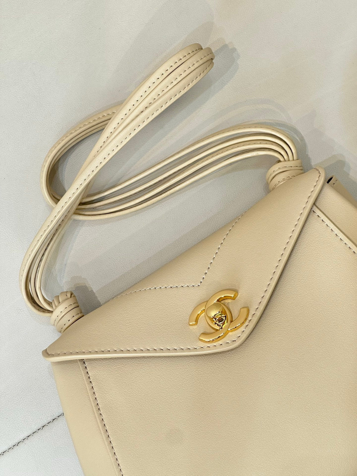 CC 26A Métiers d’Art Envelope Bag Beige Lambskin