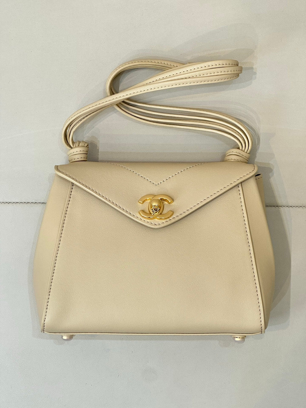 CC 26A Métiers d’Art Envelope Bag Beige Lambskin
