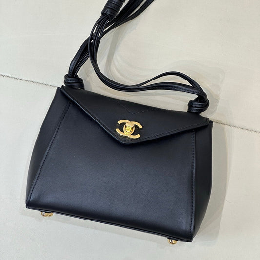 CC 26A Métiers d’Art Envelope Bag Black Lambskin
