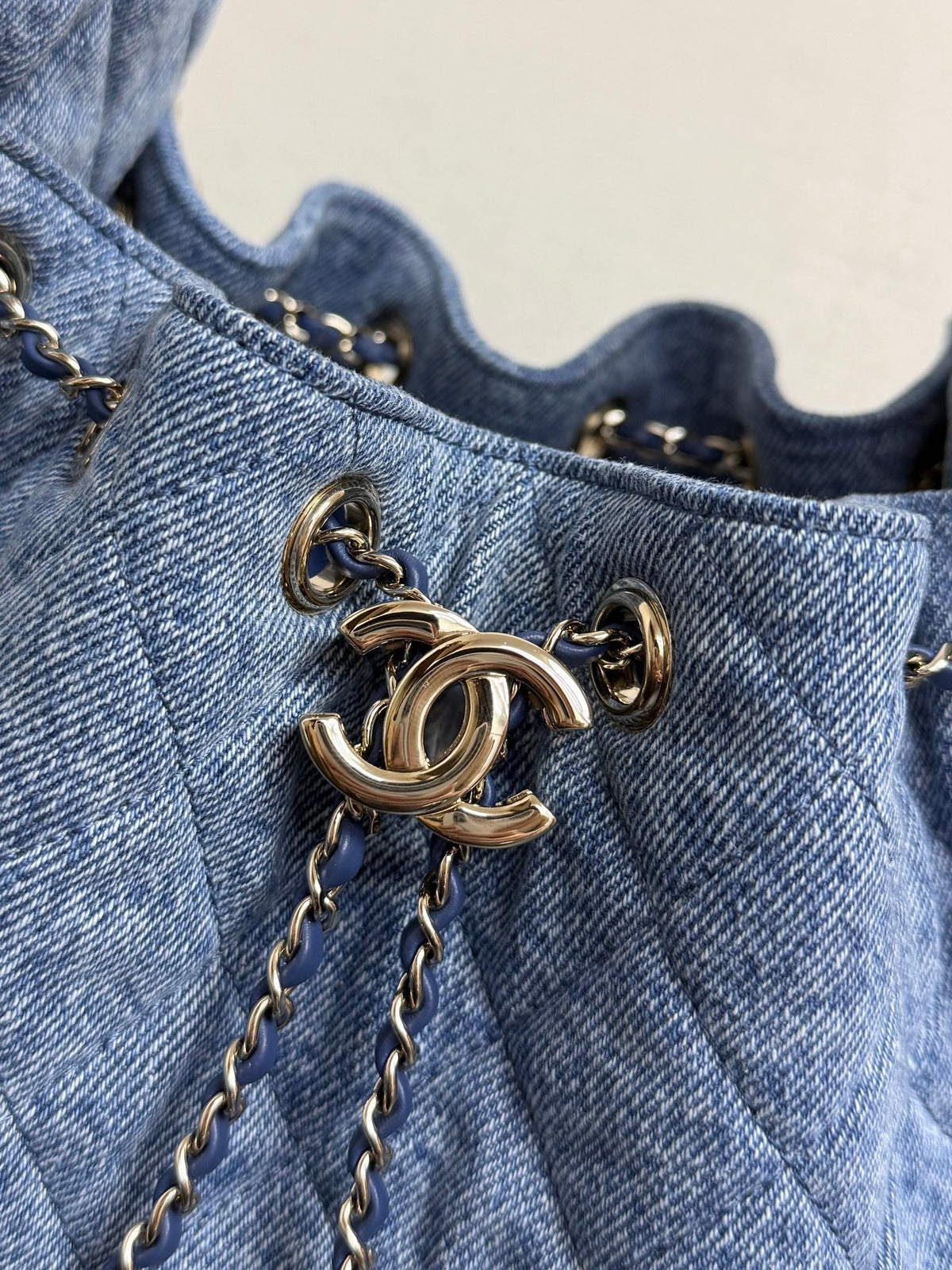 CC 26A Drawstring Bucket Bag 30cm Blue Washed Denim