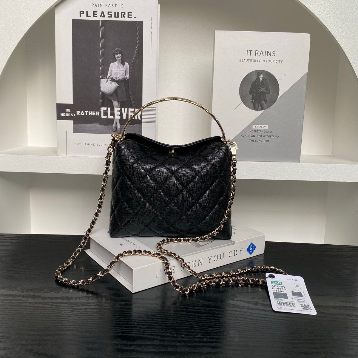CC Coco Crush Handle Lunch Bag Black Caviar Leather
