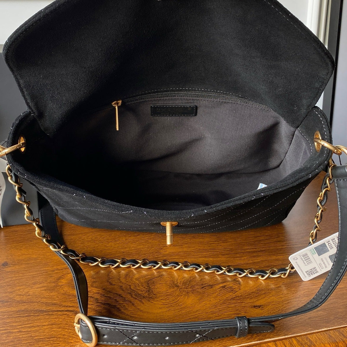 CC 26C Messenger Bag Black Quited Suede