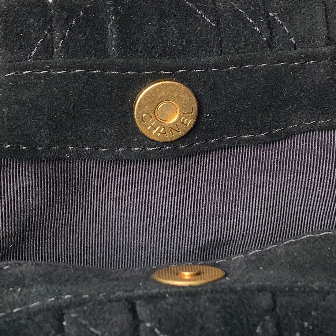 CC 26 Pouch Large Black Tortoiseshell Suede 286192
