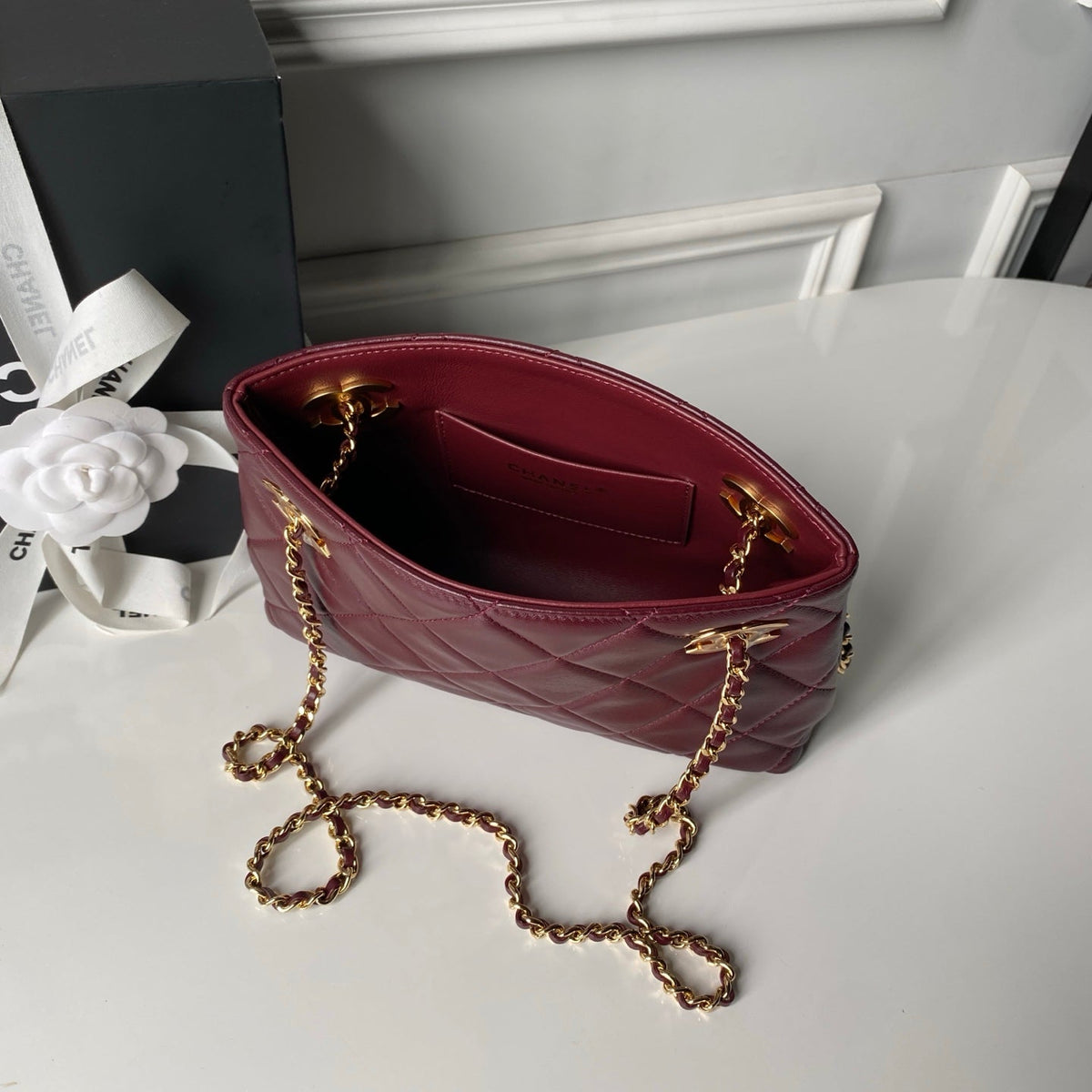 CC AS6248 Small Shopping 25cm Burgundy Sheepskin