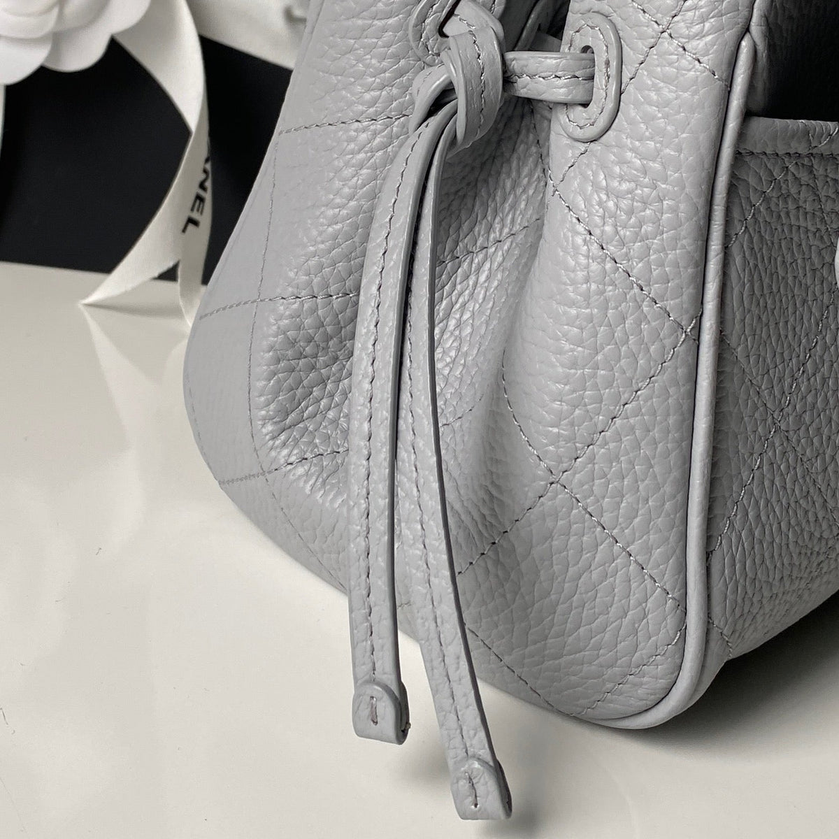 CC 26ss Small Shopping Bag 30.5cm Gray Grain Leather
