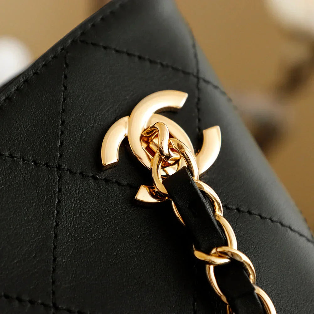 Chanel 2026 Tote Bag 38cm Lambskin