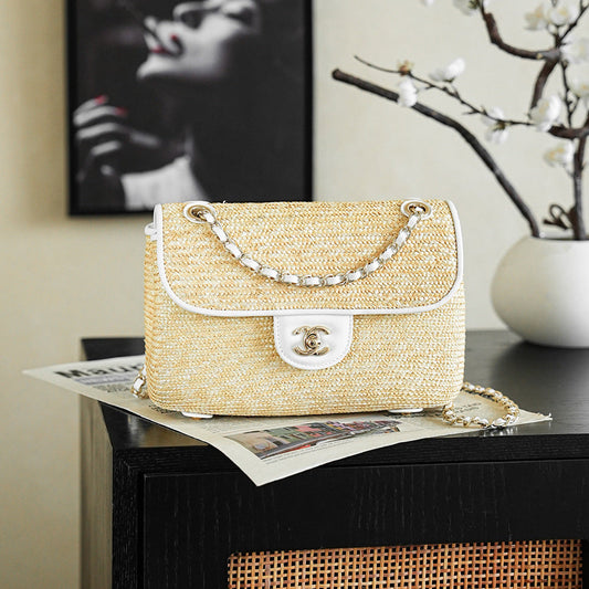 CC 25/26 Smal Flap Bag 23cm Beige White Straw Lambskin