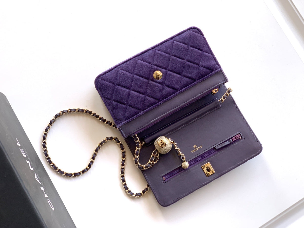 CC 26C Flap Bag 20 Purple Velvet
