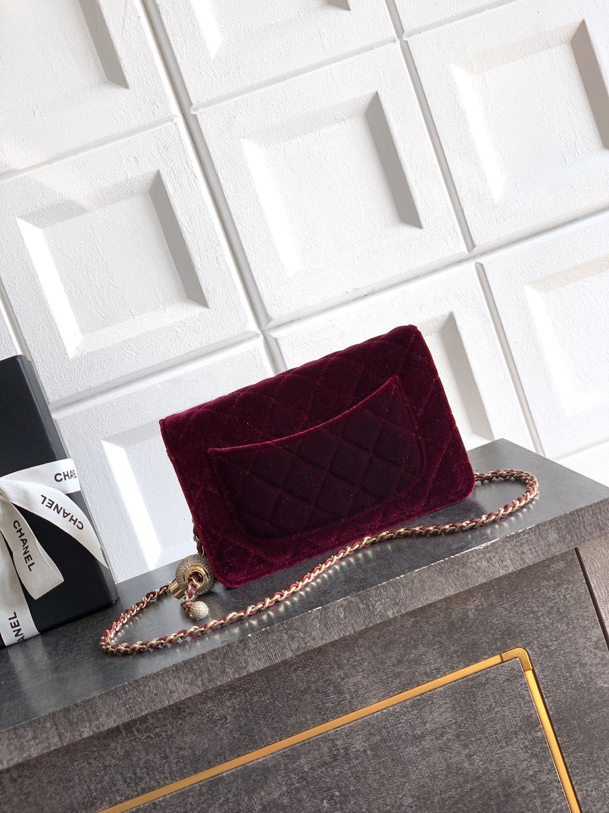 CC 26C Flap Bag 20 Burgundy Velvet