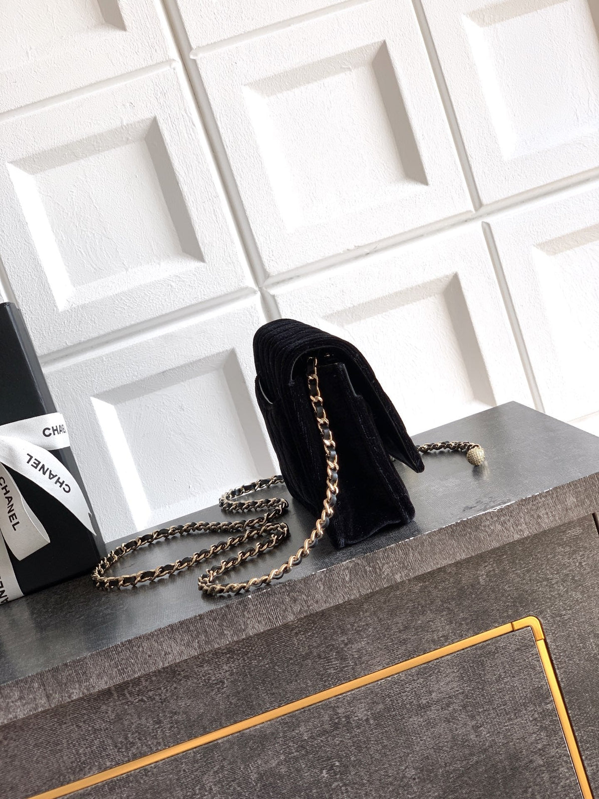 CC 26C Flap Bag 20 Black Velvet